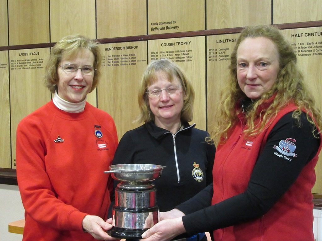 ladies-centre-senior-winners-2016